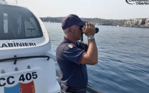 Favignana, ritrovato il cadavere di un uomo sugli scogli di punta Sottile