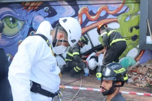 Mistero in via Malaga, trovato un cadavere in decomposizione in una intercapedine nel muro